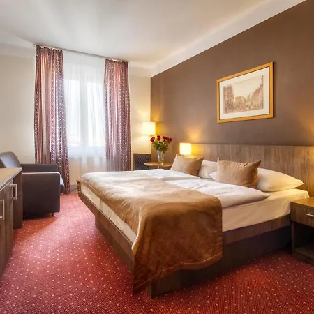 Otel Harmony Prag