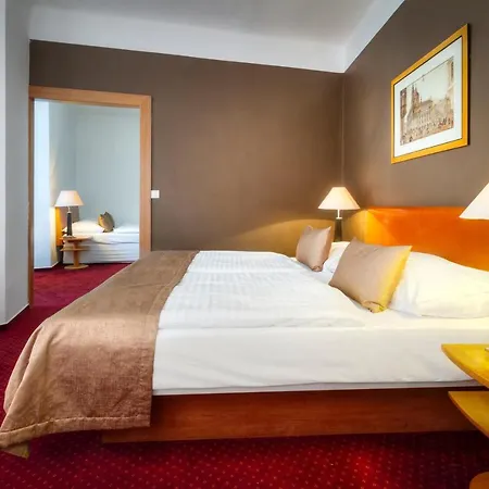 Otel Harmony Prag